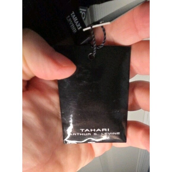 Tahari Arthur Levine skirt suit 'Anna' Sz 18 Black White Strip3 Dbl Breast NWT - Picture 5 of 16